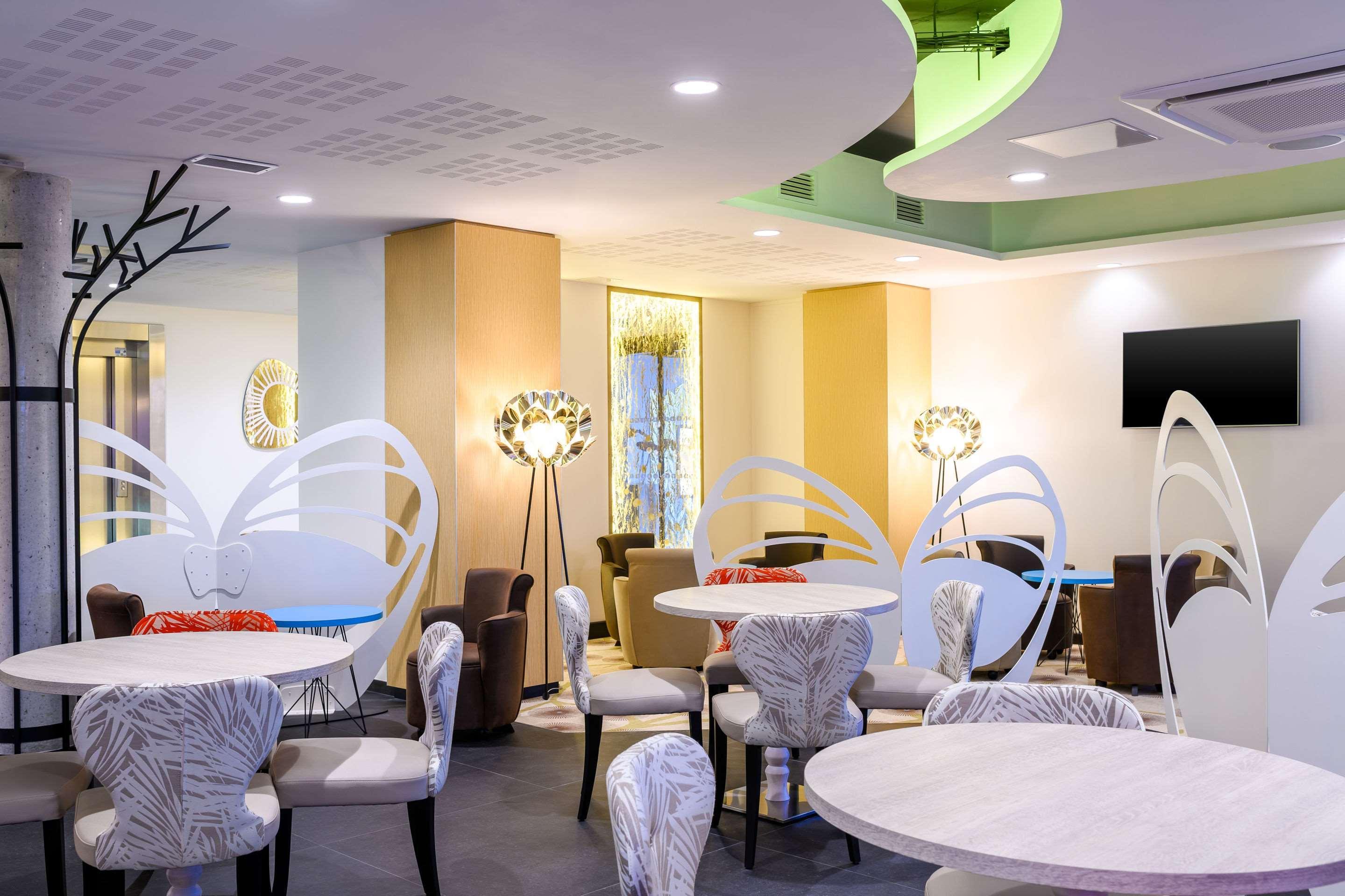 Kyriad Prestige Amiens Poulainville - Hotel And Spa Exterior foto